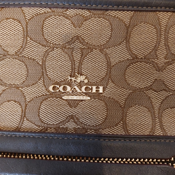 Coach Taylor Signature "C" All Tote/Satchel Bag/Purse Khakis & Brown - Picture 2 of 16